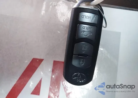 2019 Toyota Yaris Le from USA, damaged, VIN 3MYDLBYV6KY527782